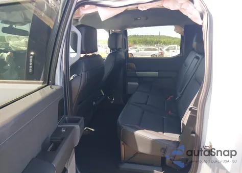 2024 Ford F-250 Lariat z USA, uszkodzony, nr VIN 1FT8W2BMXREF76207